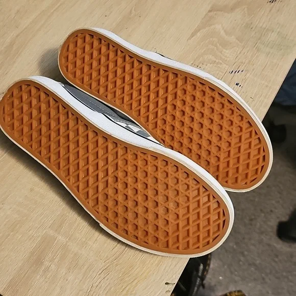 Vans Checkerboard Slip-On Sneakers 7 - Picture 4 of 4